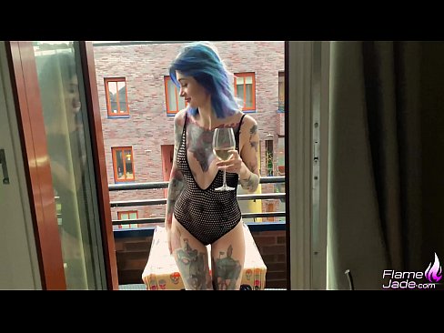 ❤️ Großartiges Mädchen lutscht mit einem Schluck und fickt leidenschaftlich unter freiem Himmel ❌ Super sex bei uns ❌️